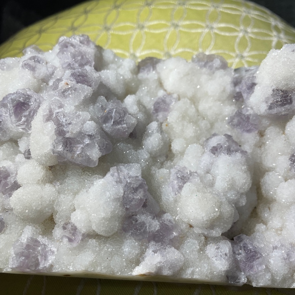 AMAZING- STRONG UV -LARGE sugar calcite with amazing baby purple cubes- 7”x4”x2” - Picture 8 of 10